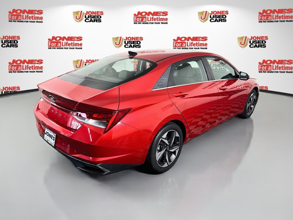 Used 2021 Hyundai Elantra SEL w/ Convenience + Premium Package FWD image 17