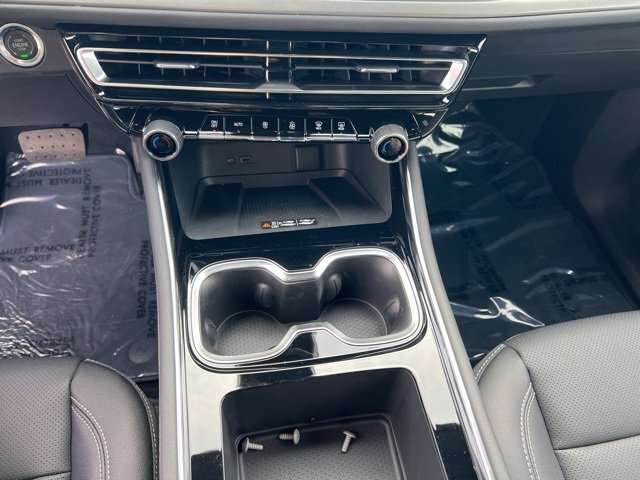 New 2026 Chevrolet Traverse LT w/ Driver Confidence Package image 11
