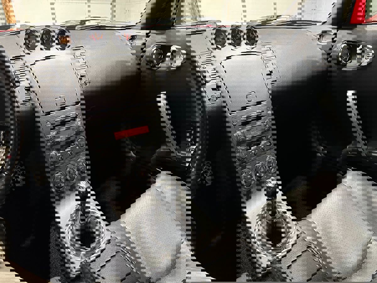 Used 2003 Nissan 350Z Touring image 26