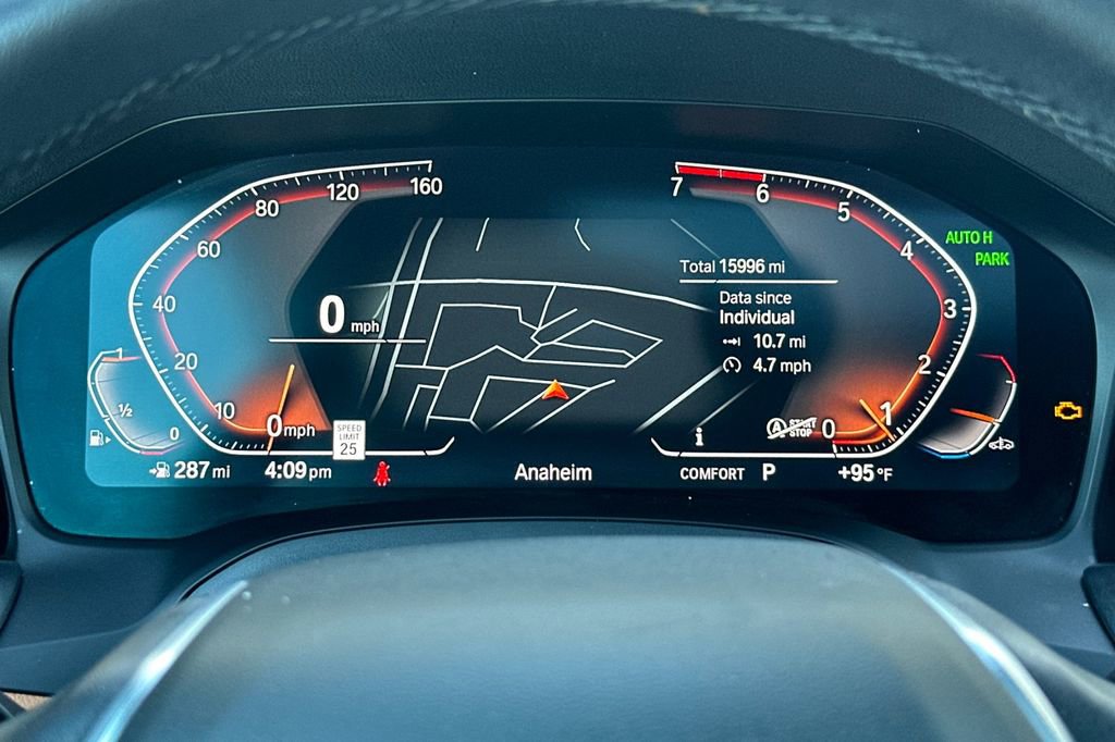 Used 2023 BMW 430i Coupe w/ Premium Package image 28