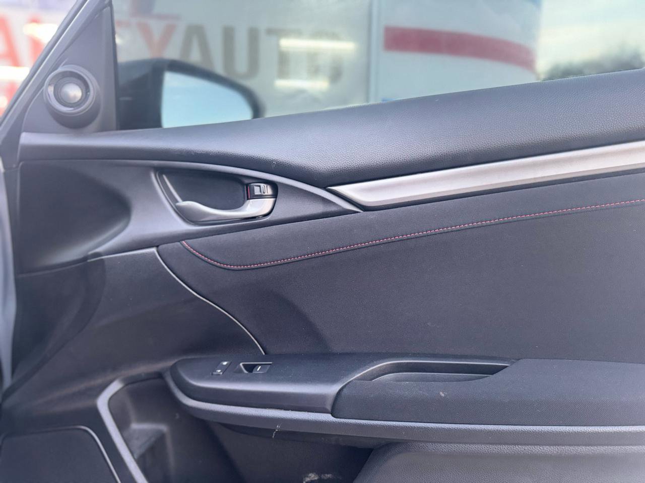 Used 2018 Honda Civic Si image 46