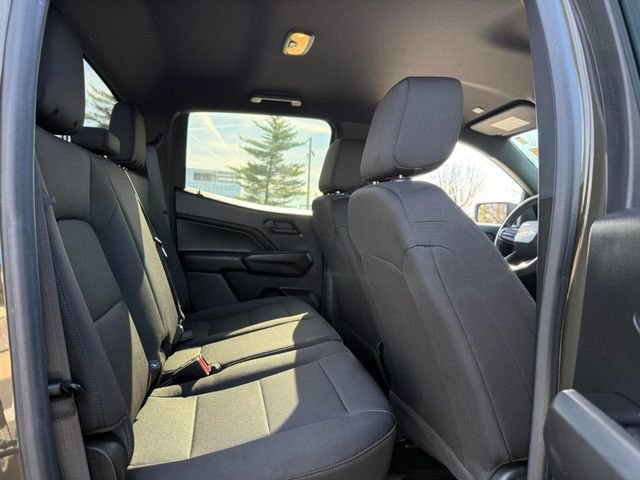 Used 2023 Chevrolet Colorado W/T image 10