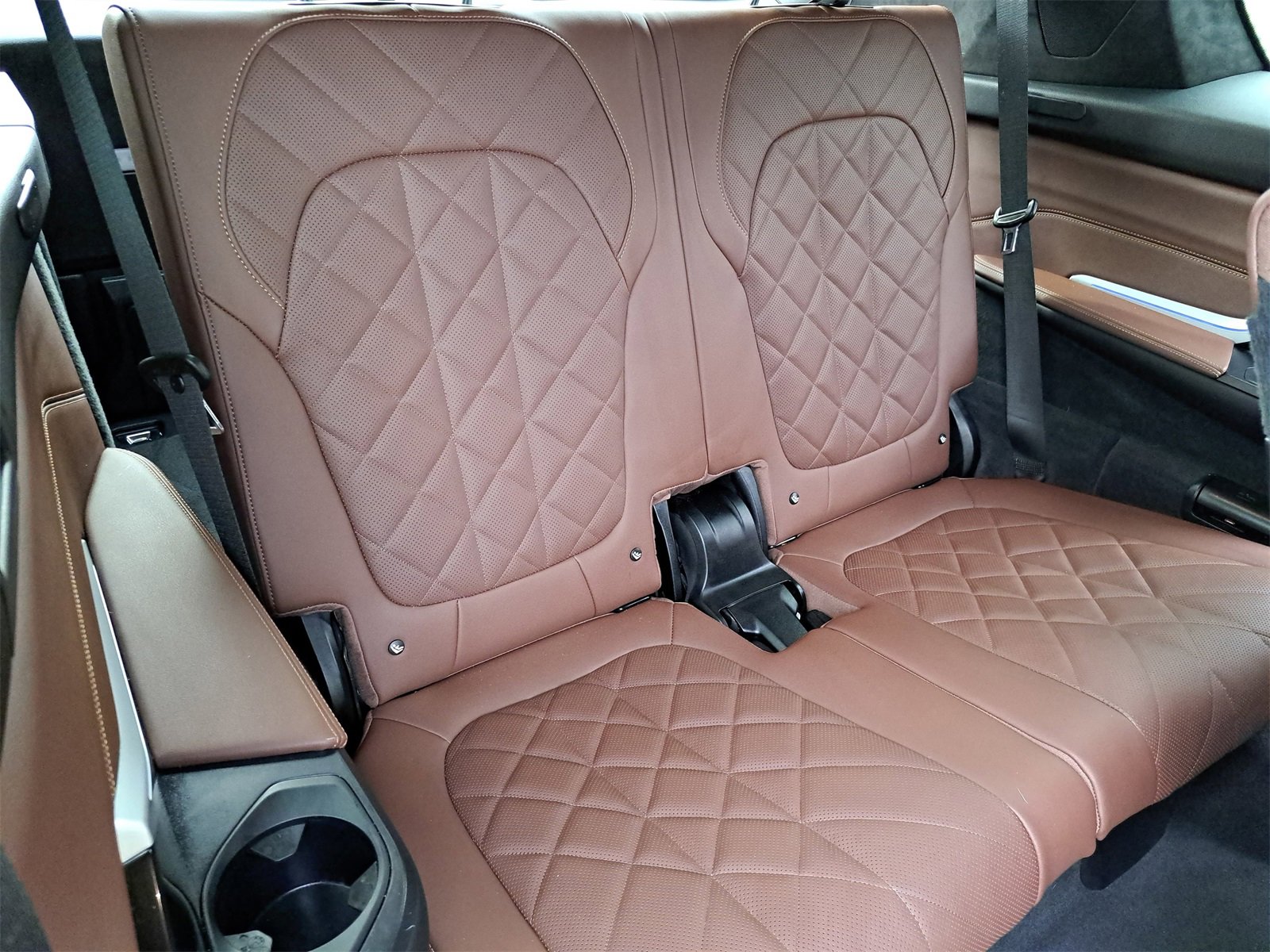 Used 2024 BMW X7 xDrive40i w/ M Sport Package image 12