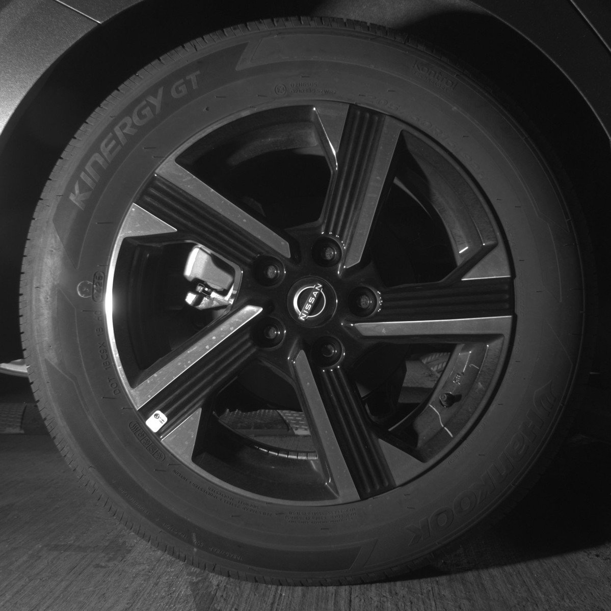 Used 2025 Nissan Sentra SV image 15