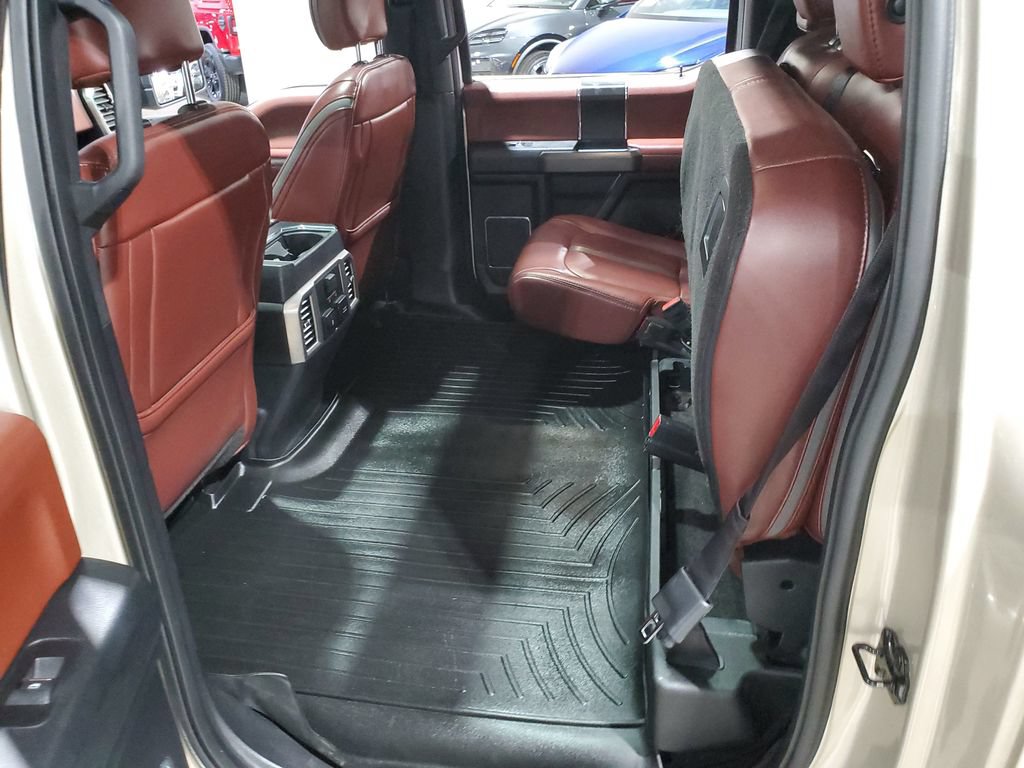 Used 2018 Ford F150 Platinum w/ Equipment Group 701A Luxury AWD/4WD image 25