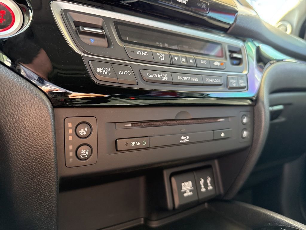 Used 2016 Honda Pilot Elite image 17