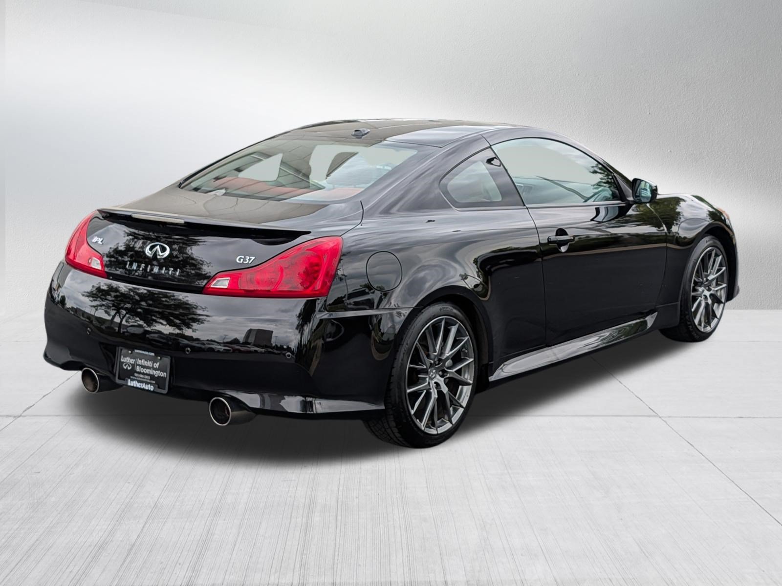 Used 2011 INFINITI G37 IPL RWD image 7