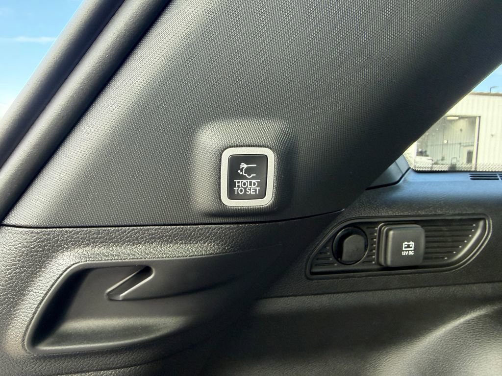 New 2026 Jeep Grand Cherokee Altitude AWD/4WD image 8