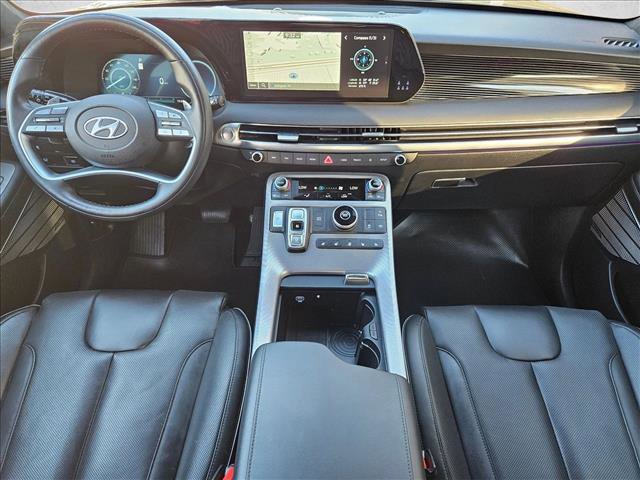 Used 2024 Hyundai Palisade Calligraphy image 17