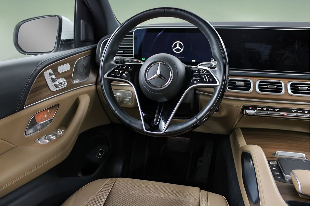 Used 2024 Mercedes-Benz GLE 350 4MATIC image 14