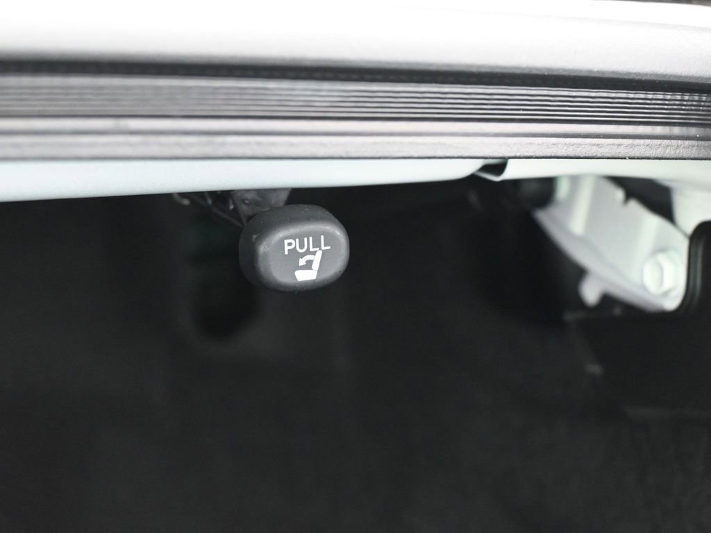 Used 2024 Toyota Camry LE image 34