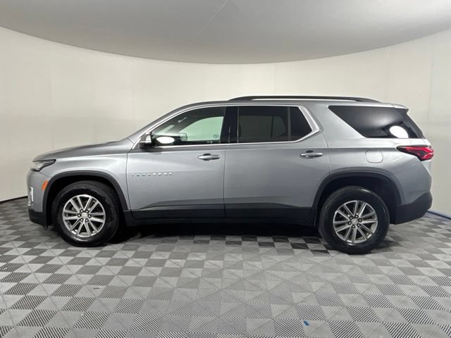 Used 2023 Chevrolet Traverse LT w/ Rear Camera Mirror Package AWD/4WD image 41