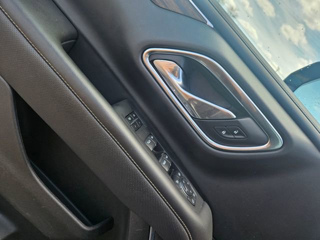 Used 2023 Chevrolet Suburban Premier AWD/4WD image 11