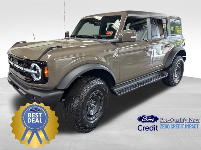 New 2025 Ford Bronco Outer Banks image 1