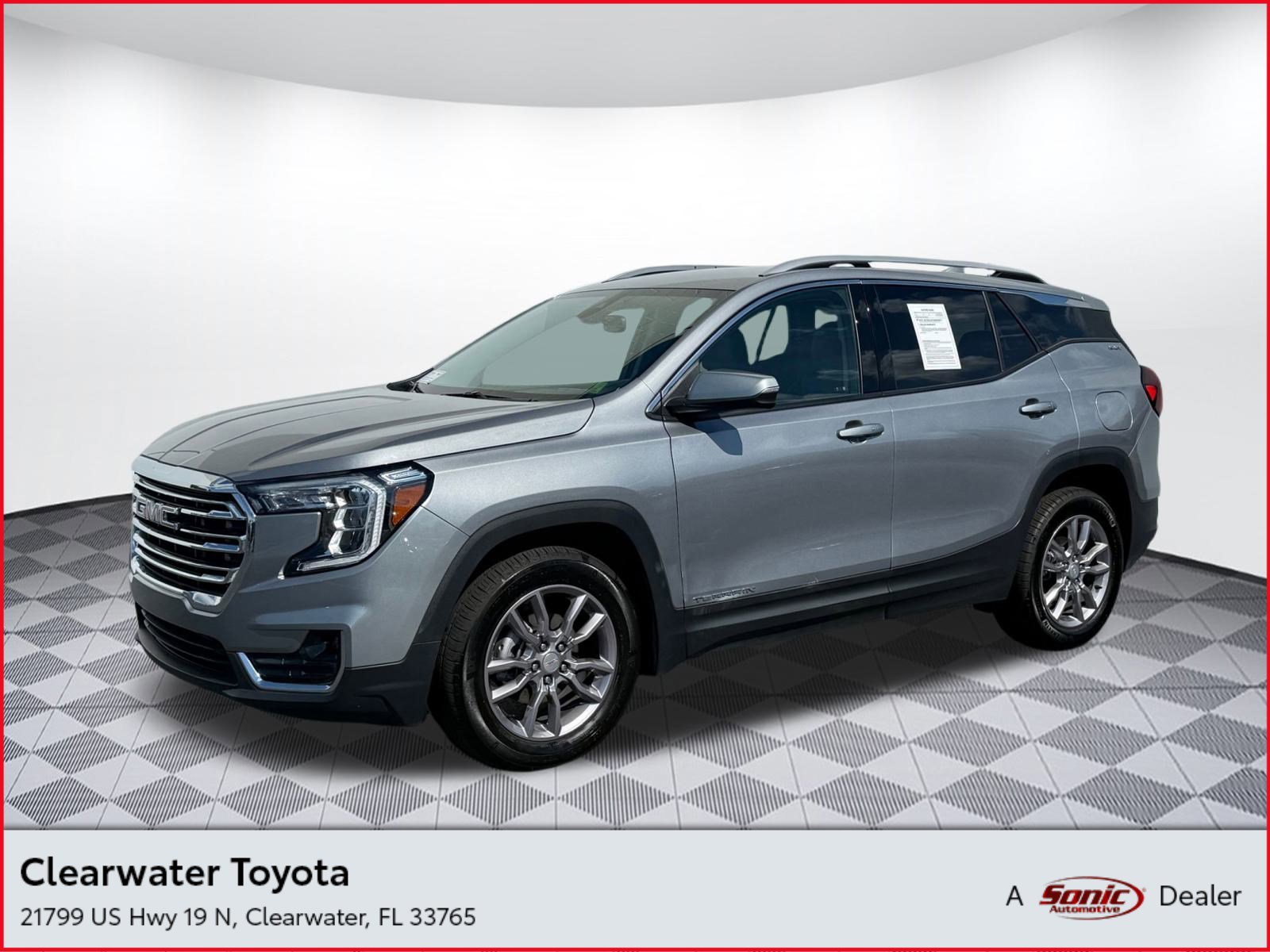 Used 2024 GMC Terrain SLT