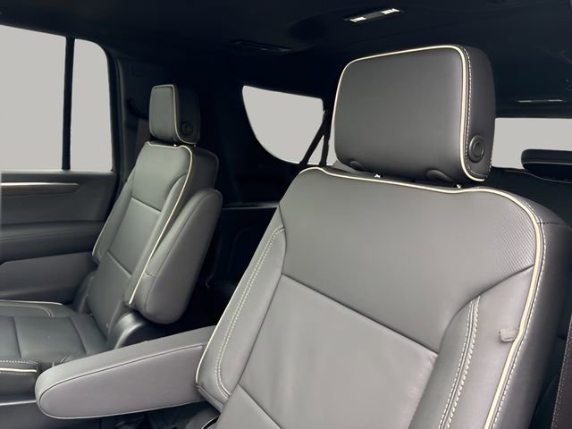 New 2026 Chevrolet Suburban Premier w/ Sun And Tow Package image 21