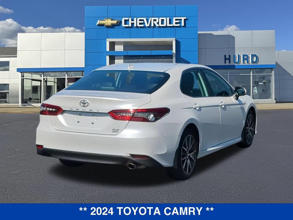 Used 2024 Toyota Camry XLE w/ Cold Weather Package AWD/4WD image 4