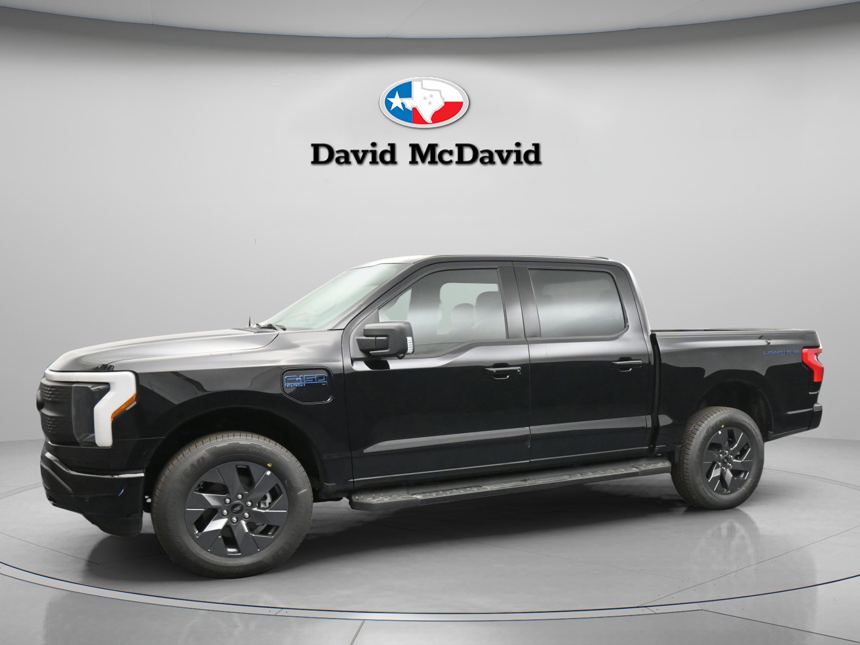 New 2025 Ford F150 Lightning Flash image 4