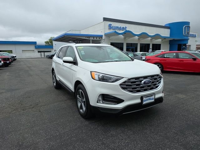 Used 2022 Ford Edge SEL w/ Convenience Package AWD/4WD image 4
