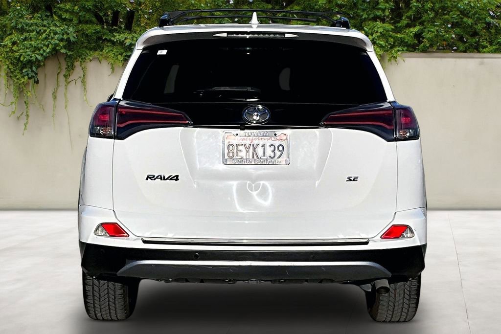 Used 2018 Toyota RAV4 SE w/ Advanced Technology Package image 6