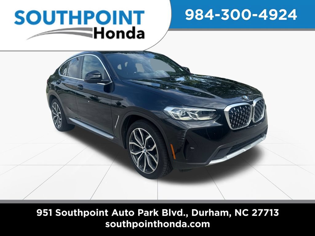 Used 2022 BMW X4 xDrive30i w/ Premium Package 2