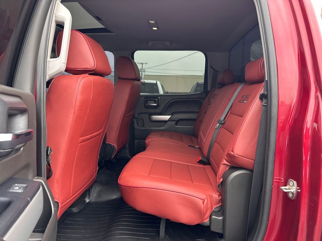 Used 2018 Chevrolet Silverado 1500 LT w/ All Star Edition image 18
