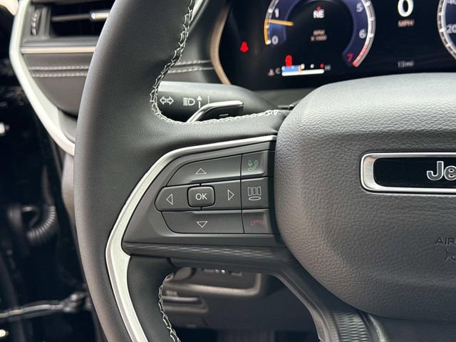 New 2026 Jeep Grand Cherokee Laredo image 33