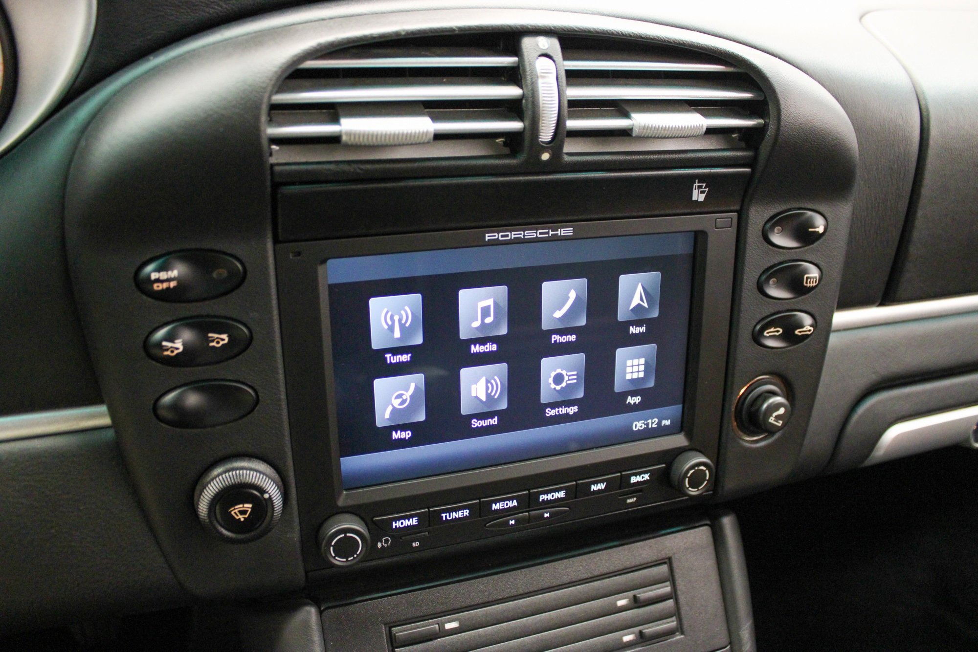 Used 2004 Porsche 911 Turbo image 29
