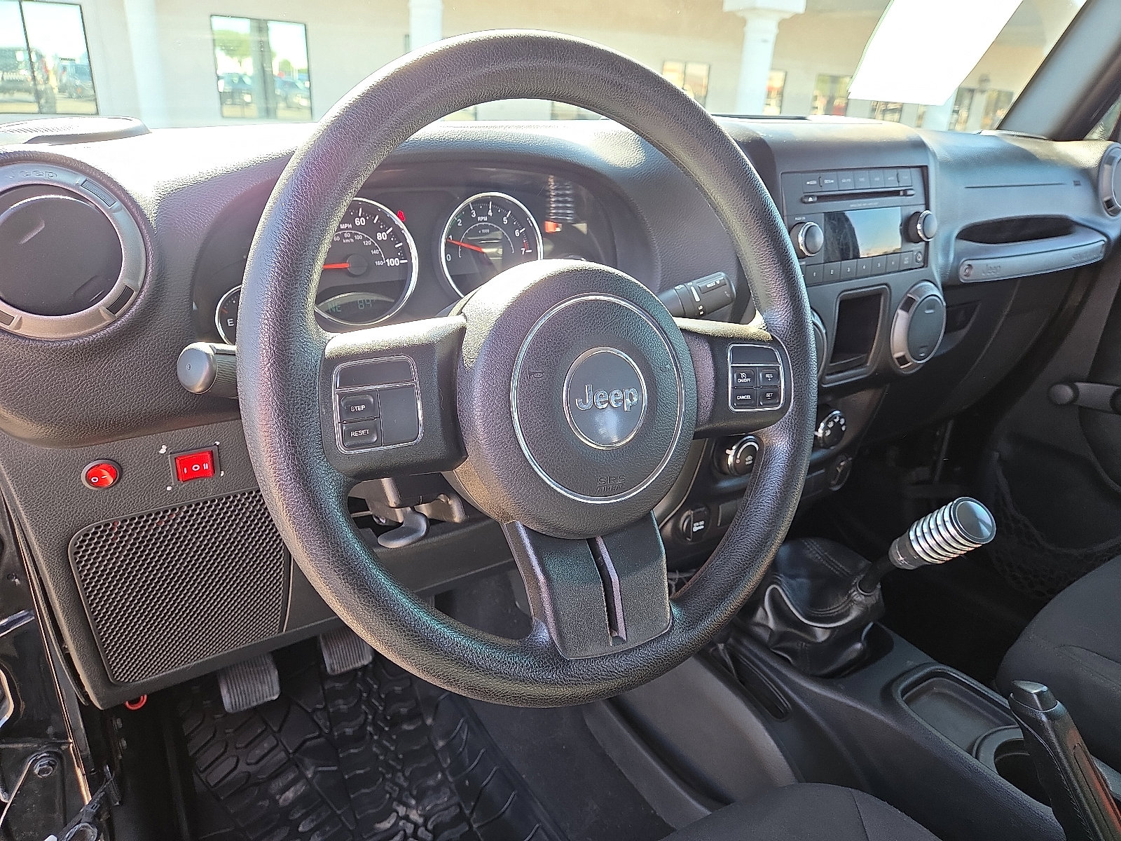 Used 2015 Jeep Wrangler Unlimited Sport AWD/4WD image 12
