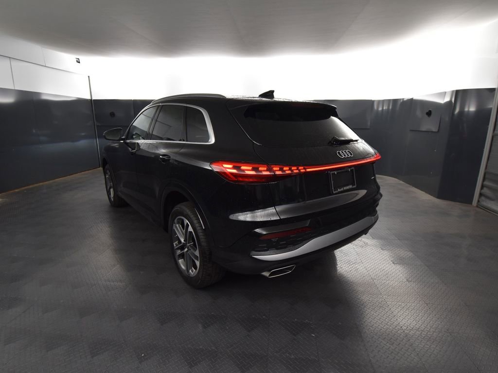 New 2025 Audi Q5 Premium Plus image 3