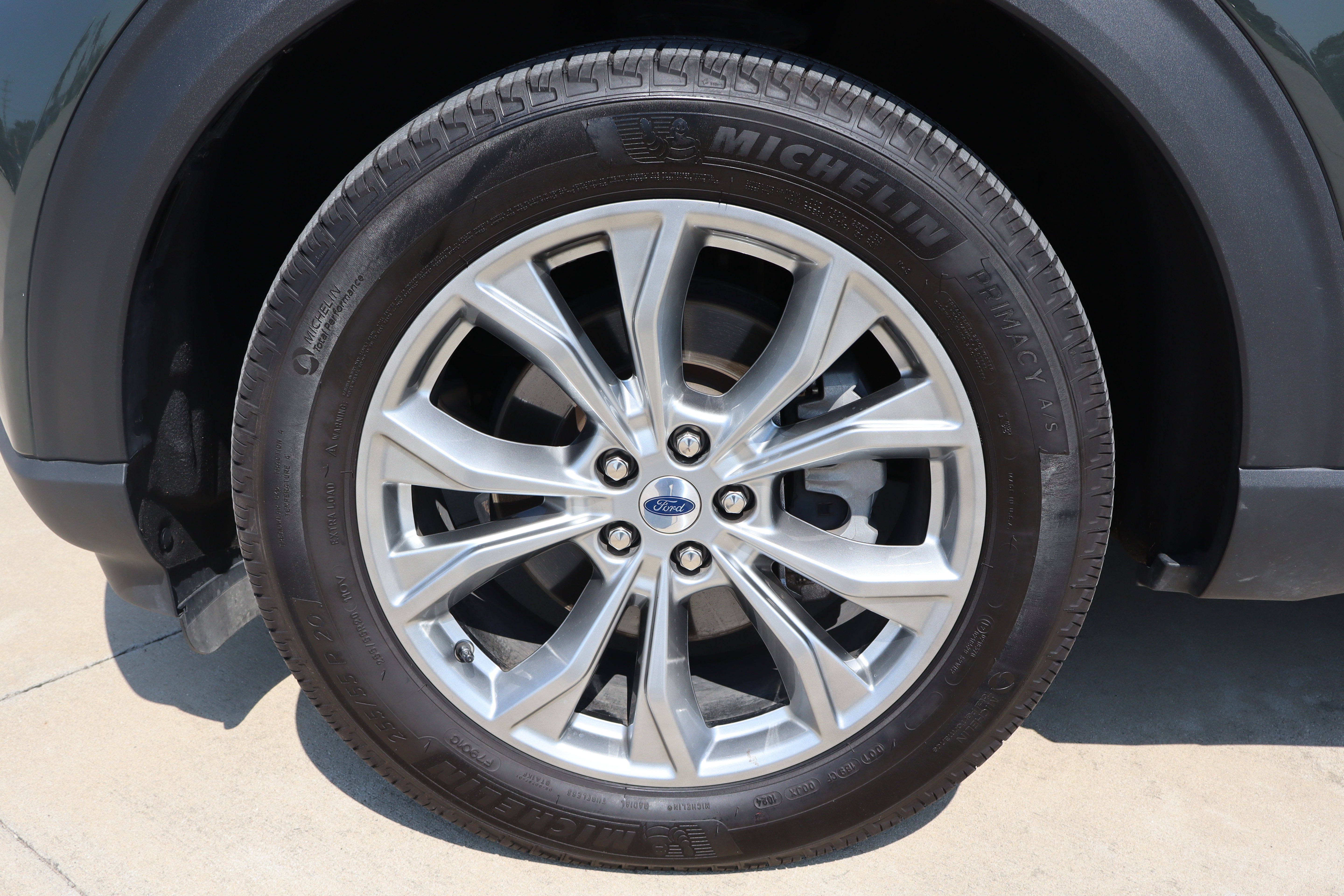 Used 2024 Ford Explorer Limited w/ Limited Technology Package AWD/4WD image 38