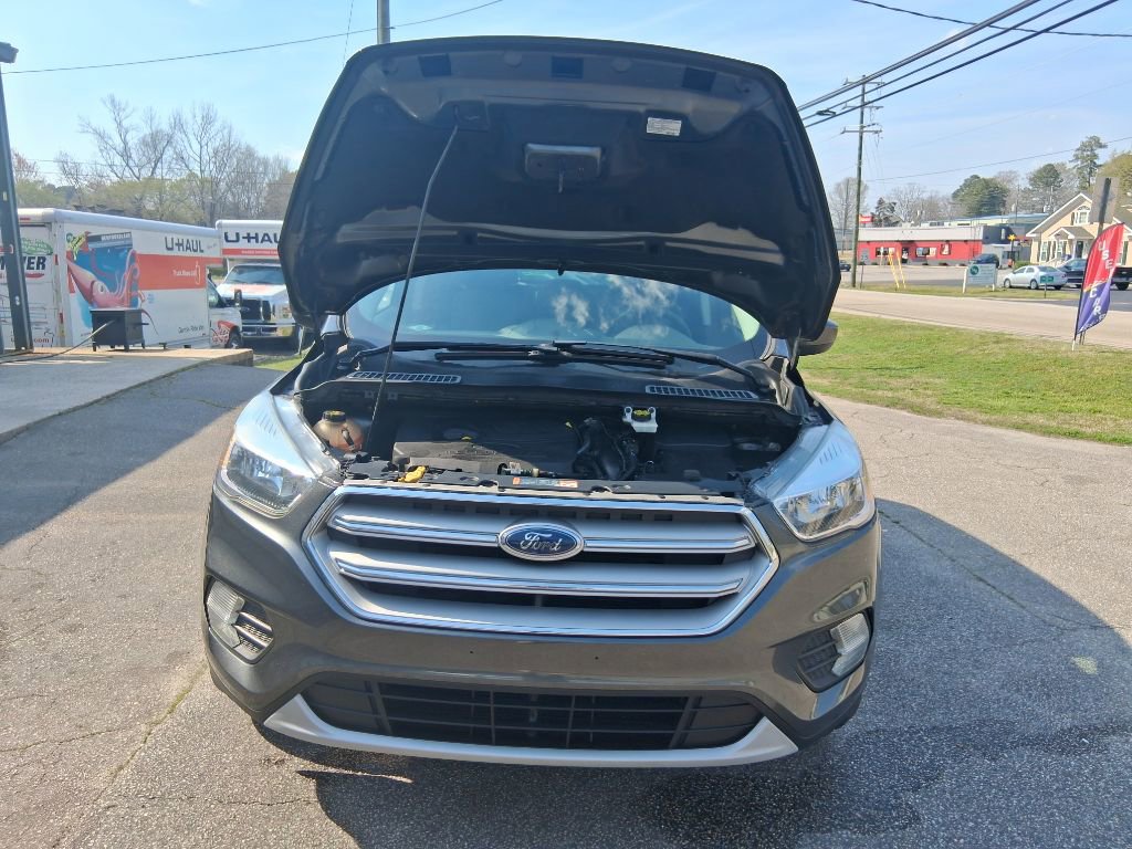 Used 2018 Ford Escape SE image 15