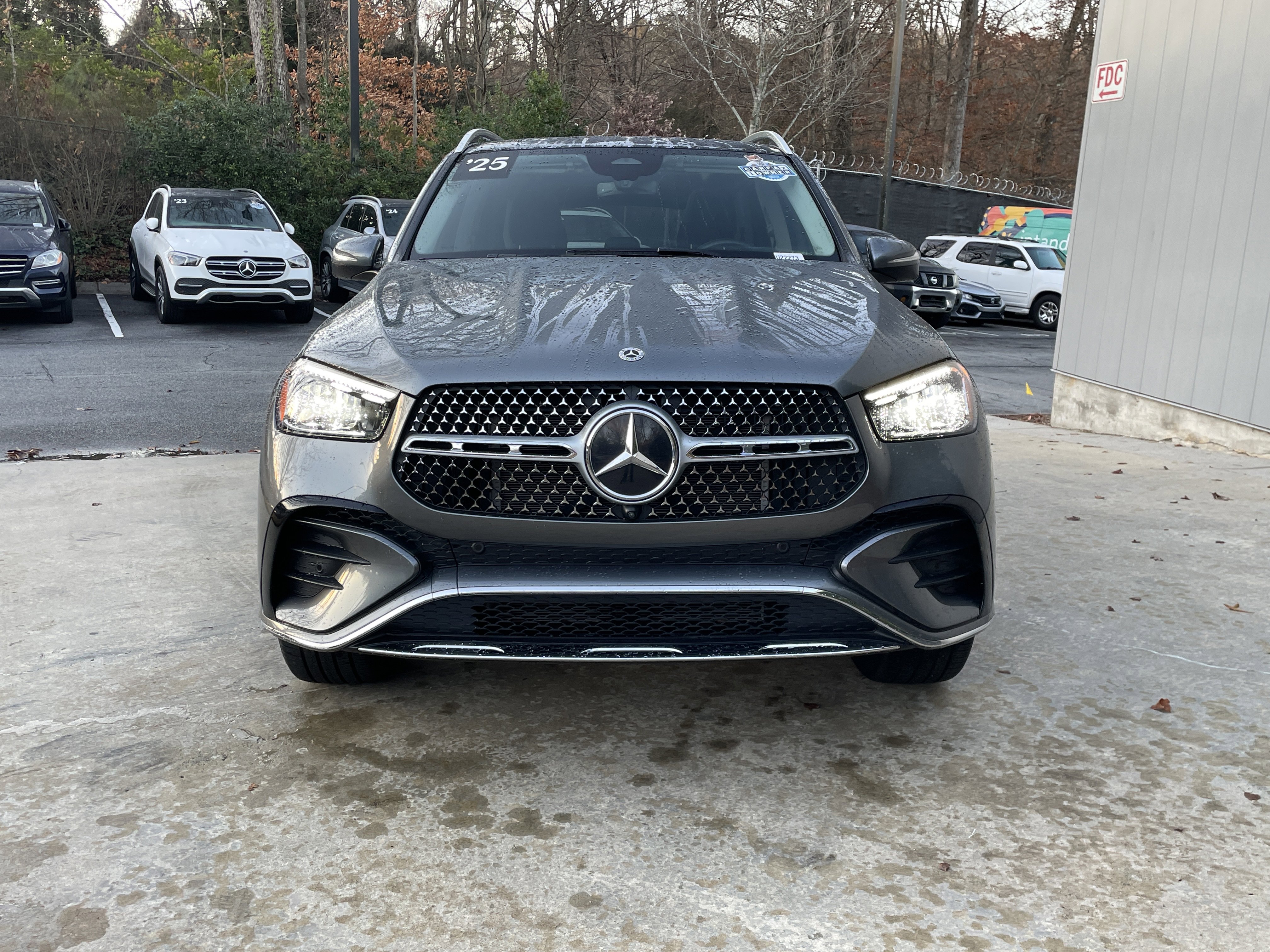 Certified 2025 Mercedes-Benz GLE 350 4MATIC image 3