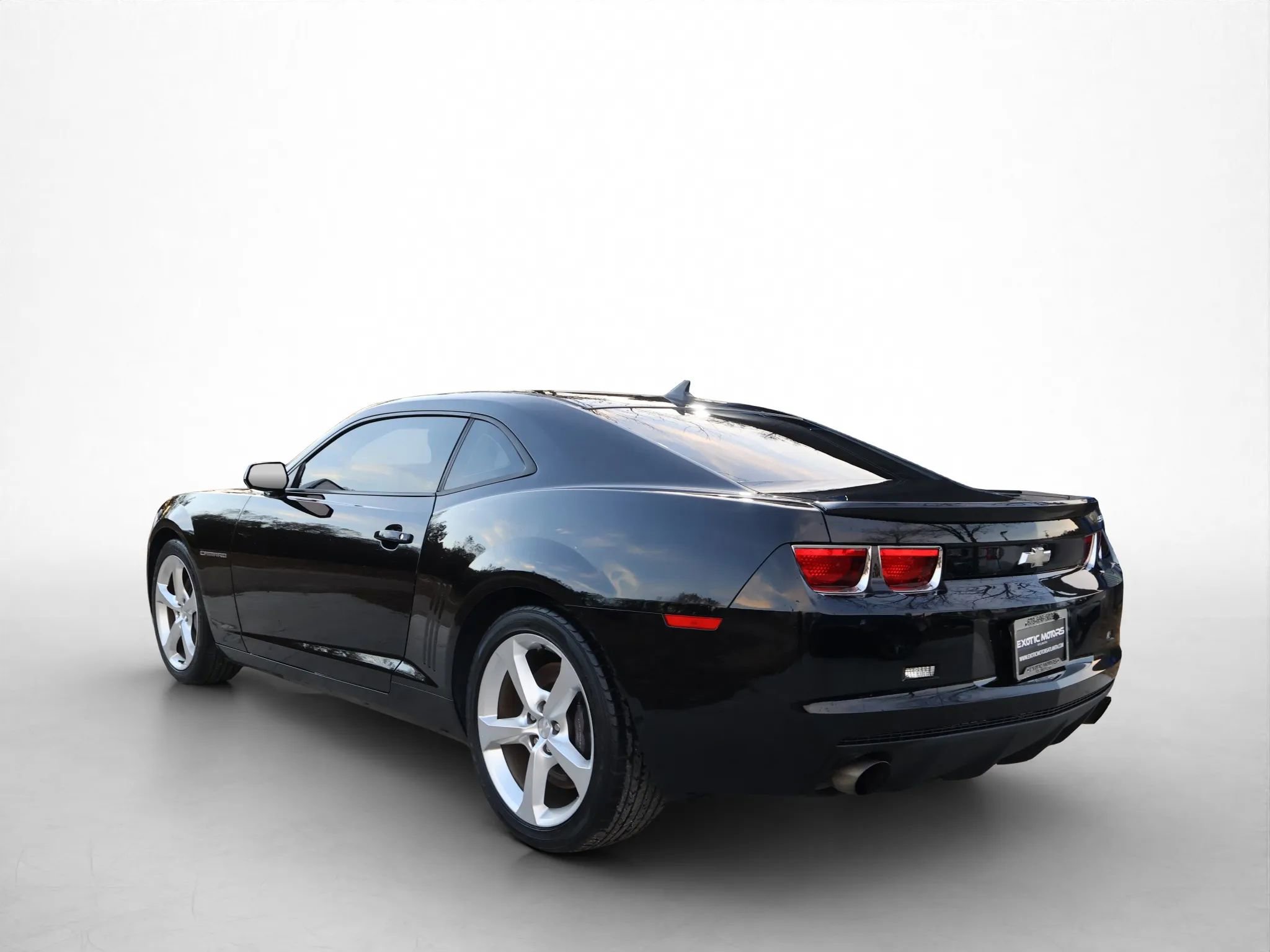 Used 2013 Chevrolet Camaro SS image 3
