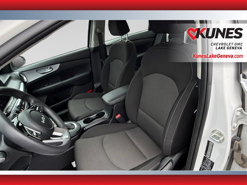 Used 2024 Kia Forte LXS FWD image 19