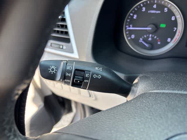 Used 2018 Hyundai Tucson Sport w/ Cargo Package FWD image 15