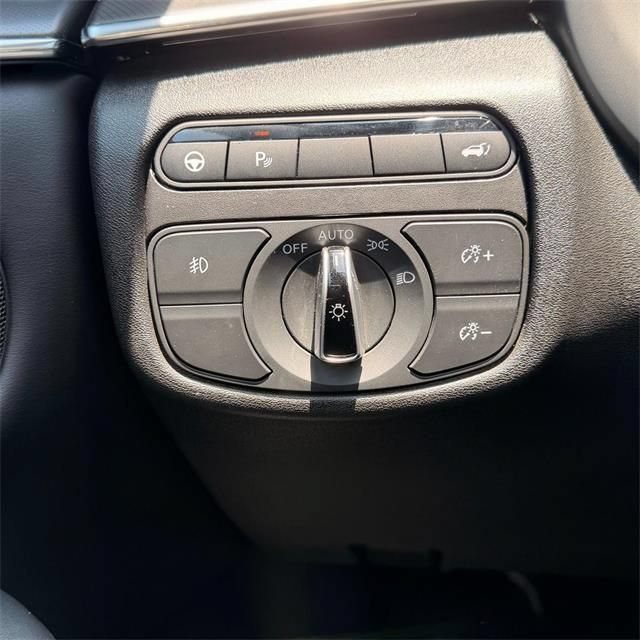 Used 2025 INFINITI QX55 Luxe w/ Cargo Package AWD/4WD image 17