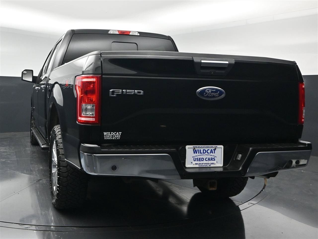 Used 2015 Ford F150 XLT w/ Equipment Group 302A Luxury AWD/4WD image 7