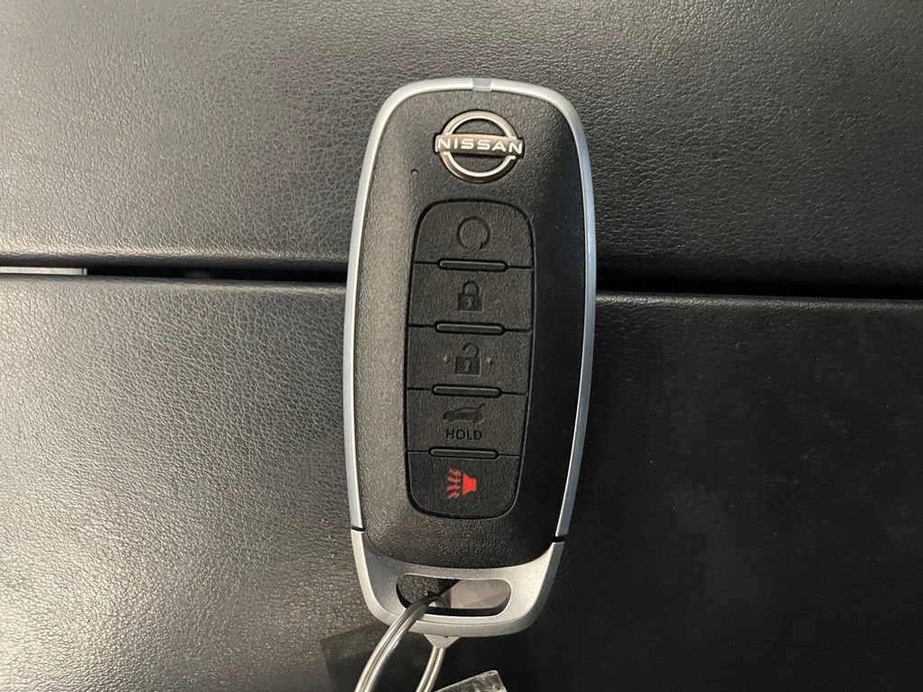 Certified 2025 Nissan Rogue SL AWD/4WD image 18