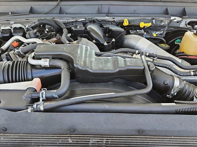 Used 2015 Ford F350 XLT w/ XLT Interior Package AWD/4WD image 17