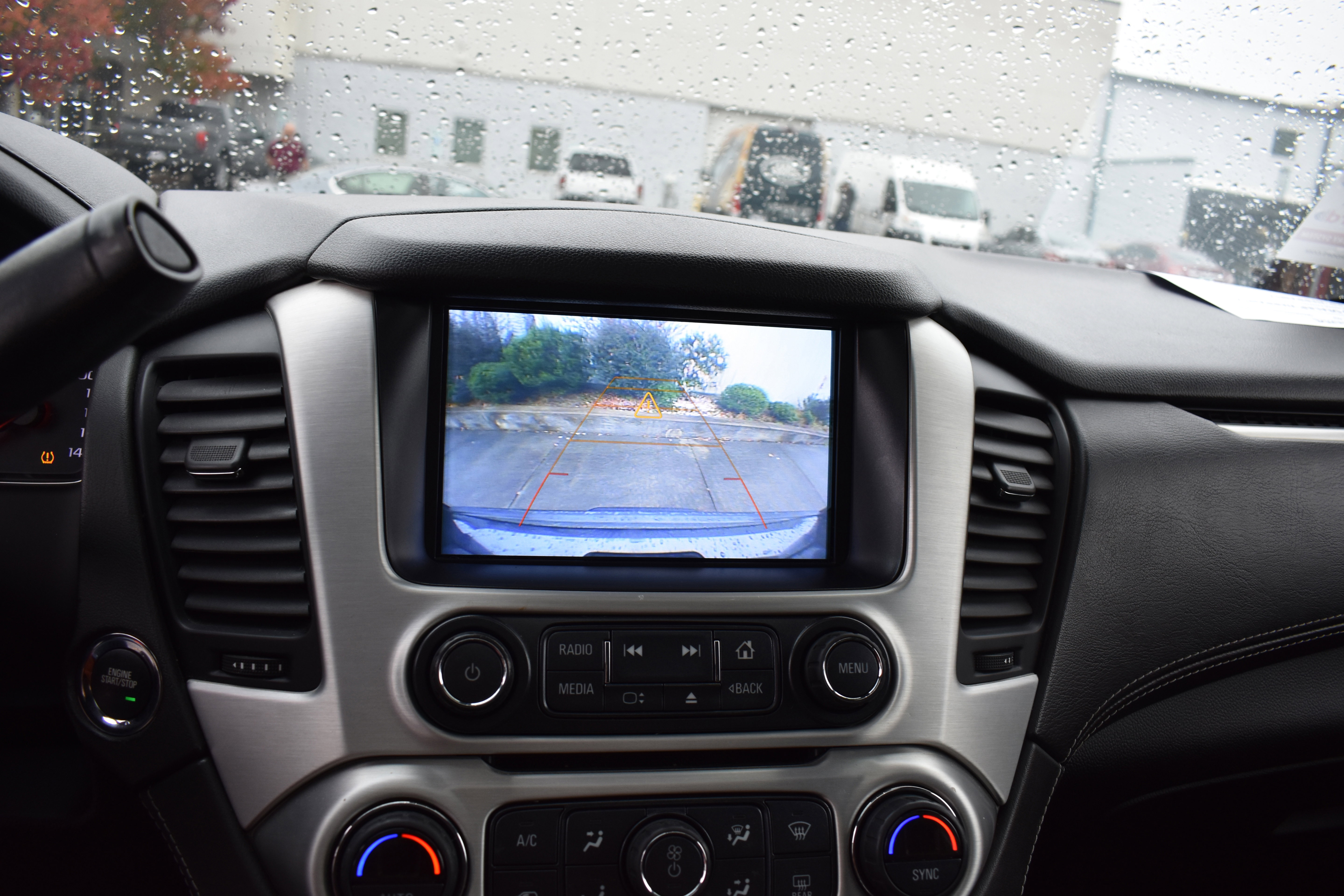 Used 2019 GMC Yukon XL SLT w/ Open Road Package image 19