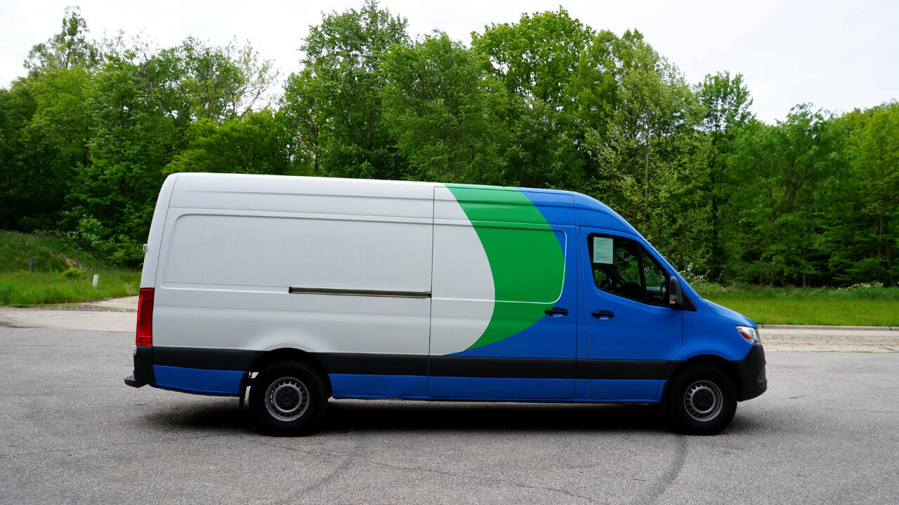 Used 2020 Mercedes-Benz Sprinter 2500 image 6