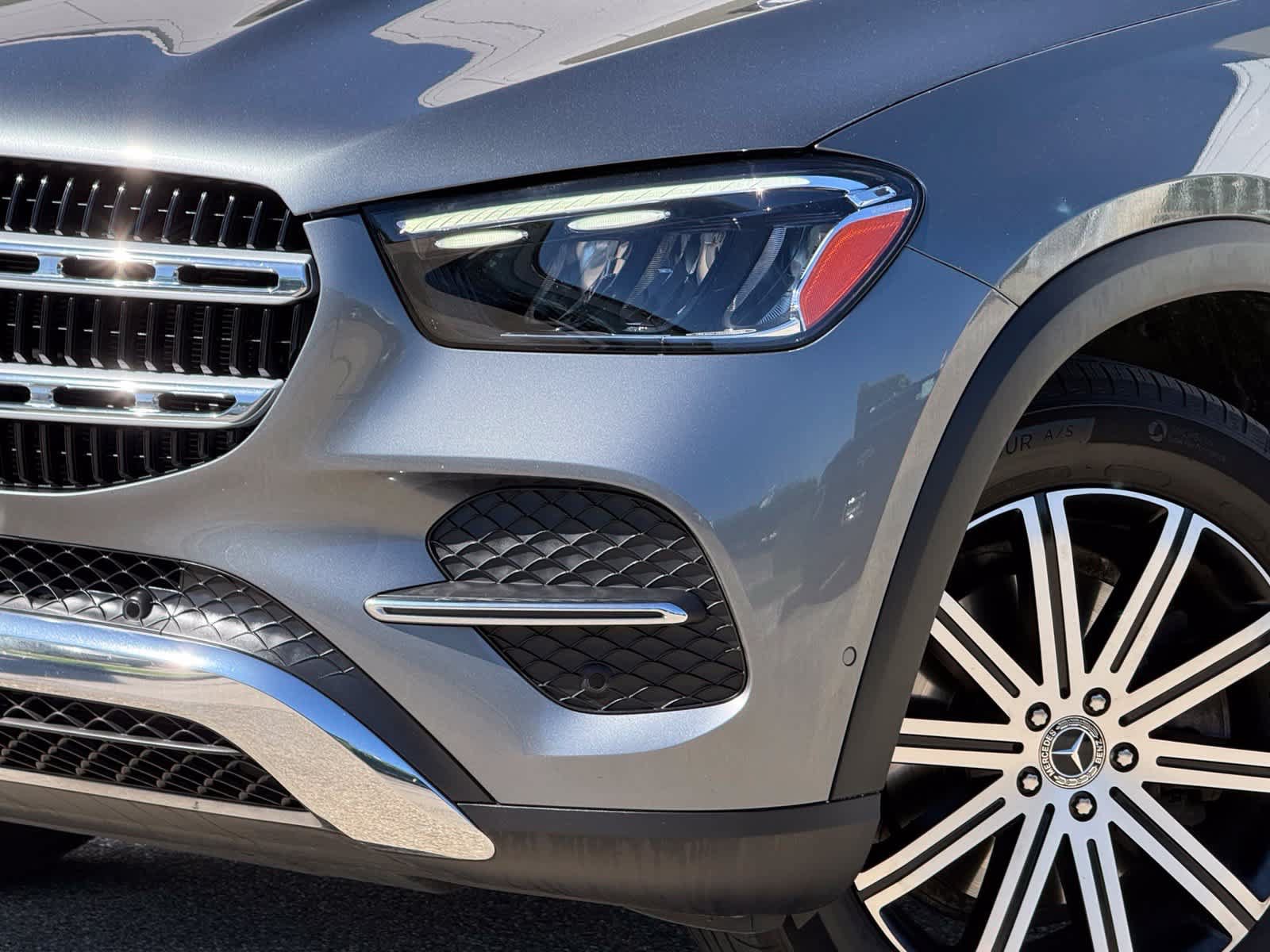 Used 2024 Mercedes-Benz GLE 350 4MATIC image 3