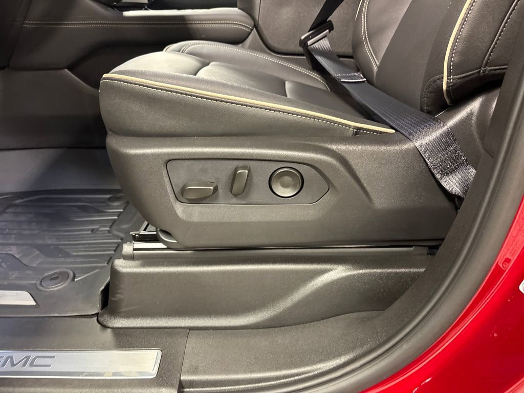 New 2026 GMC Yukon Elevation w/ LPO, Floor Liner Package image 30