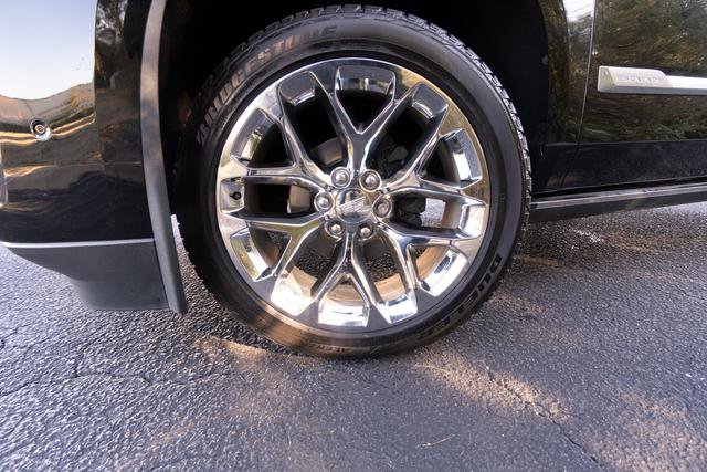 Used 2020 Cadillac Escalade Platinum image 40