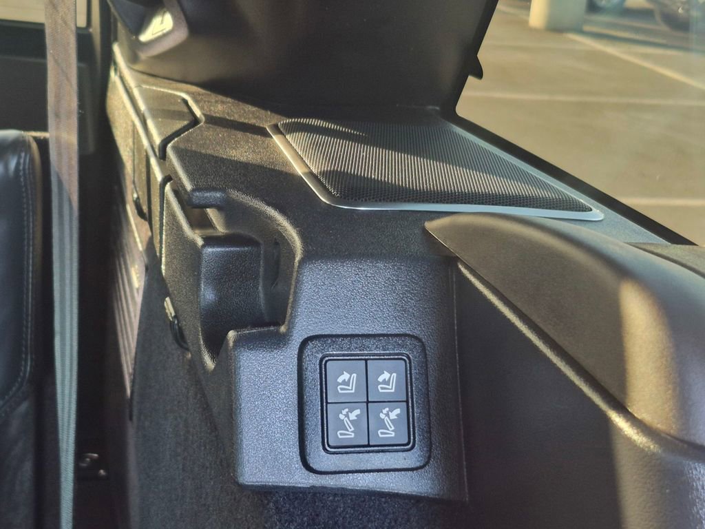 Used 2022 Land Rover Range Rover Sport HSE Silver Edition image 16