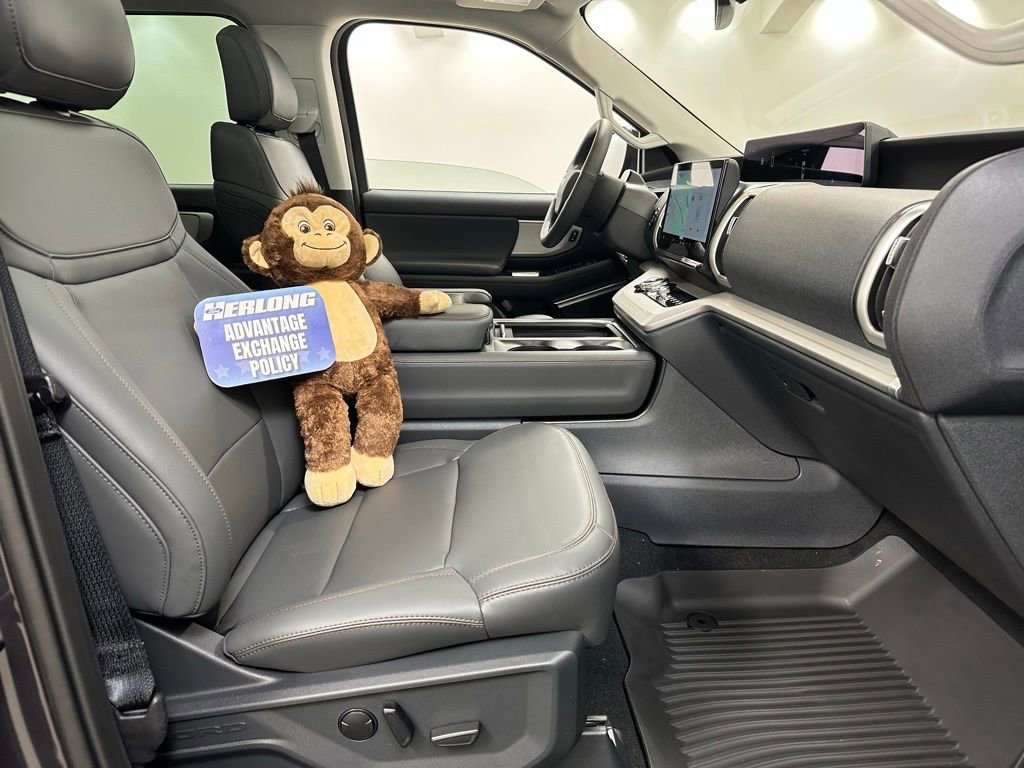 New 2025 Ford Expedition Max Active RWD image 21