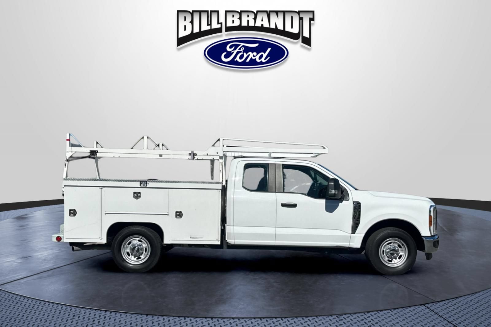 Used 2024 Ford F250 XL w/ XL Chrome Package RWD image 2