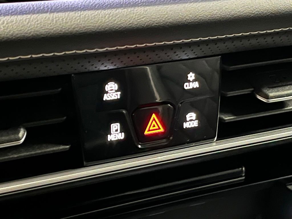 New 2026 Volkswagen Atlas SEL Premium R-Line image 11