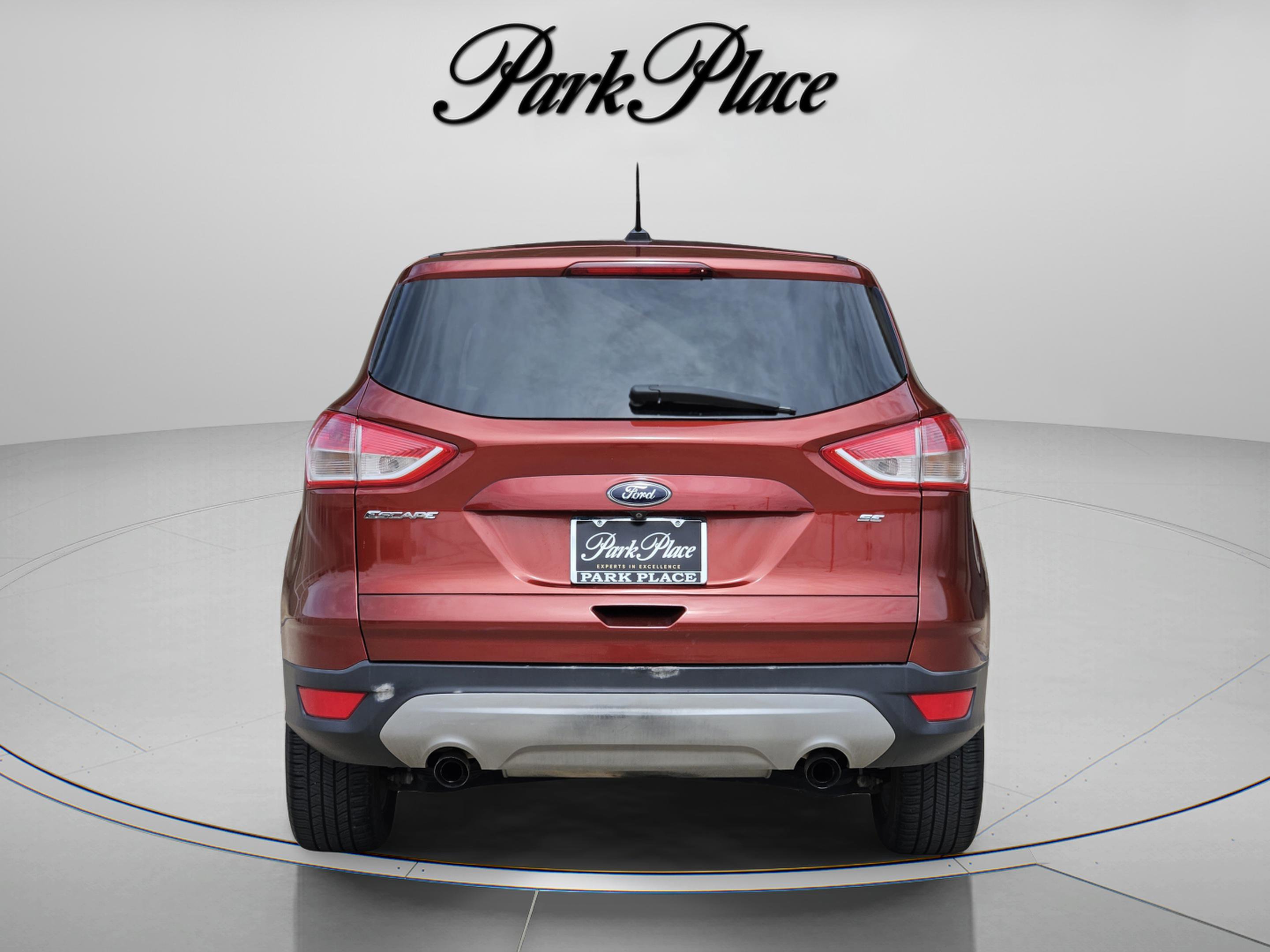 Used 2016 Ford Escape SE FWD image 4